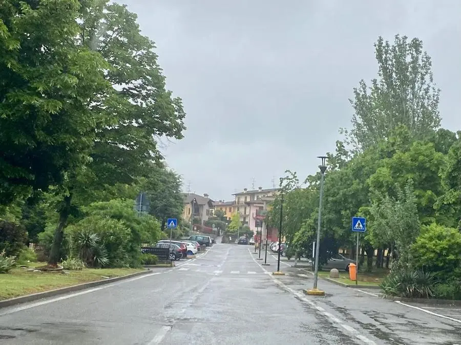 Nella zona del parco delle Pozze di Lonato sono state forate le gomme a diverse auto