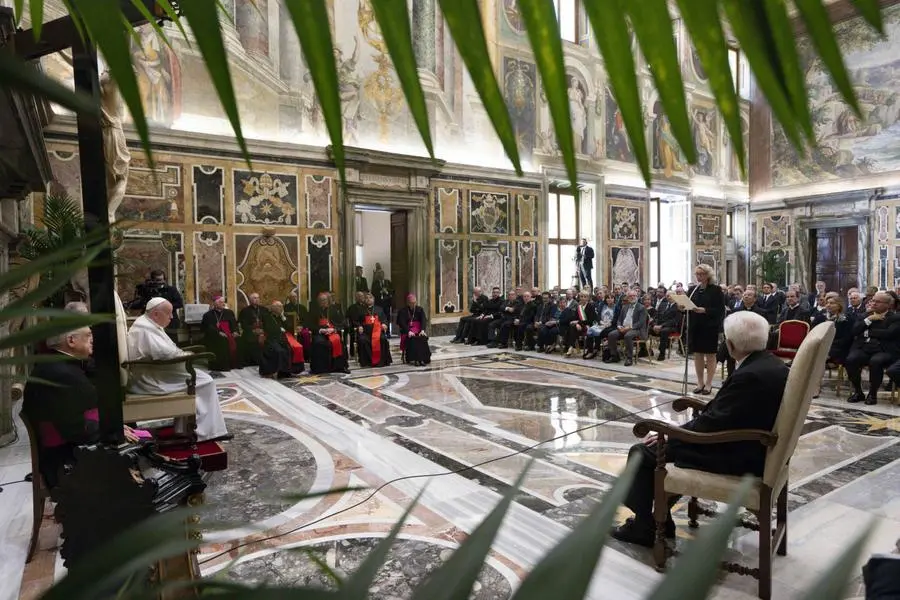 In Sala Clementina in Vaticano la consegna del premio Paolo VI