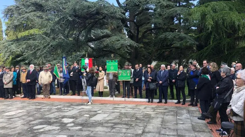 La commemorazione del 25 Aprile al cimitero Vantiniano