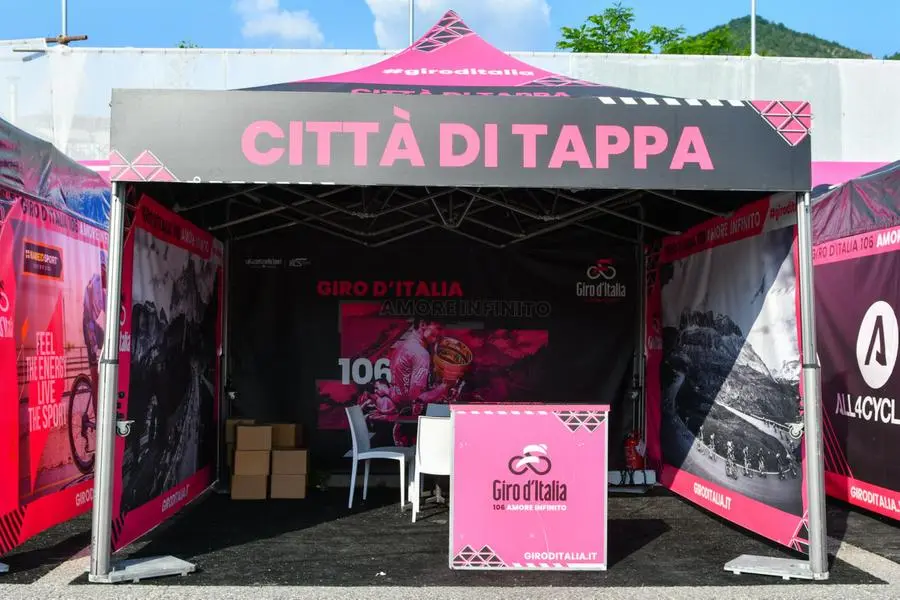 Sabbio Chiese attende il Giro d'Italia