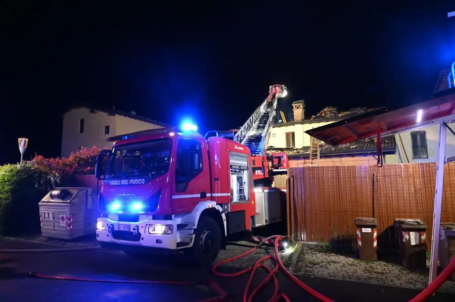 L'incendio alla cascina Cattafame di Ospitaletto