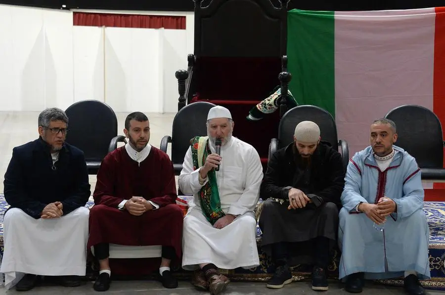 I fedeli dell'Islam al Brixia Forum