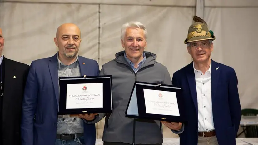 La prima edizione della competizione del salame nostrano a Montichiari