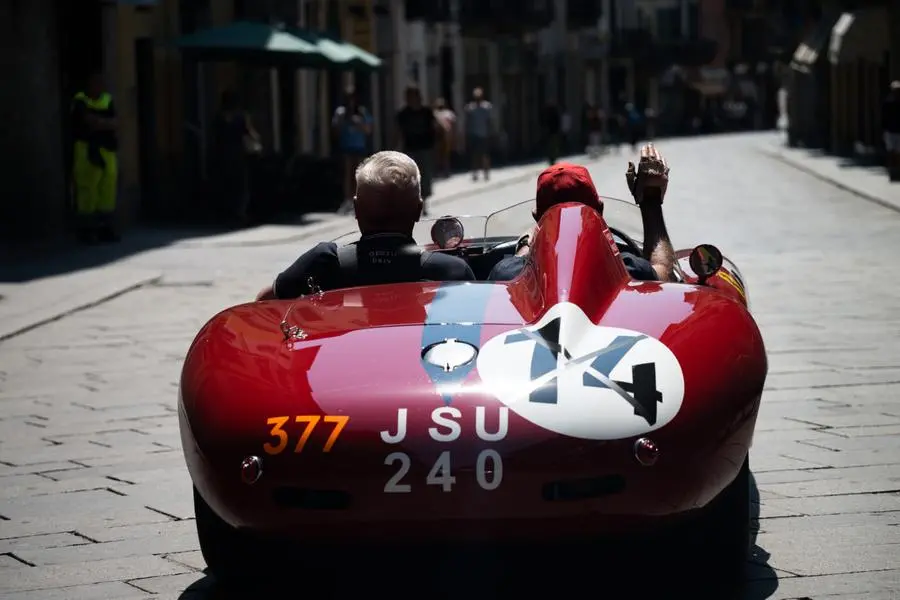 Mille Miglia 2023, il passaggio da Pavia