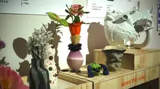 «Clay garden», la mostra sulla ceramica creativa contemporanea