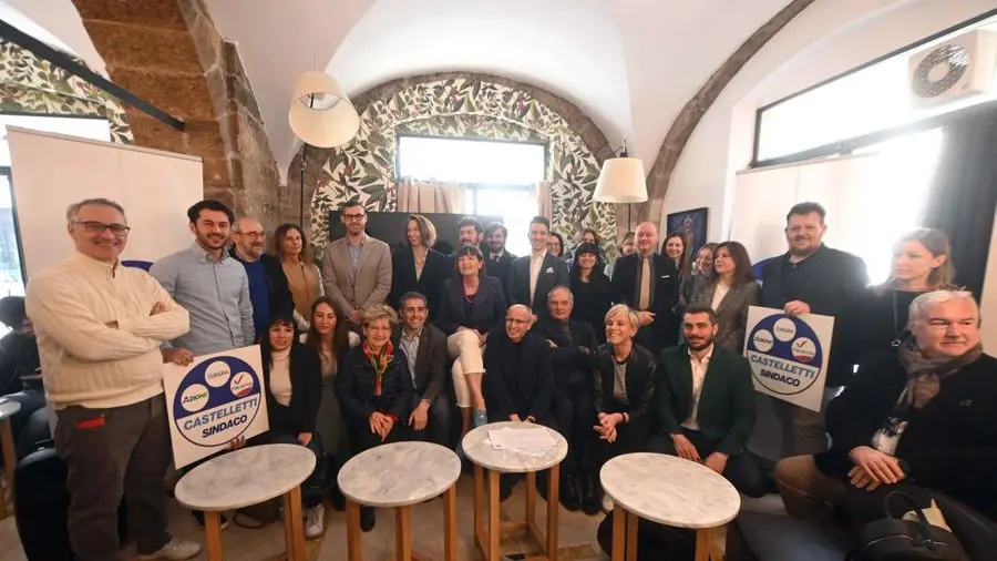 I candidati della lista Azione, Italia Viva e +Europa a sostegno idi Laura Castelletti