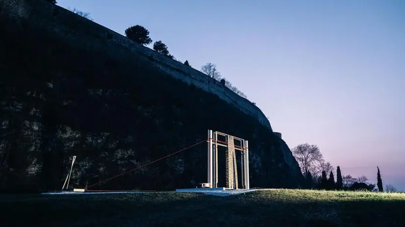 L'installazione  Fondamenta del futuro nel vigneto Pusterla