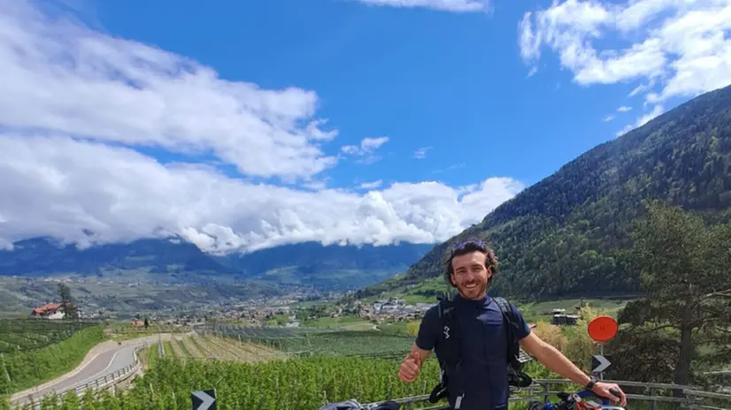 Ettore Campana, in bici con gli sci puntando ai tremila