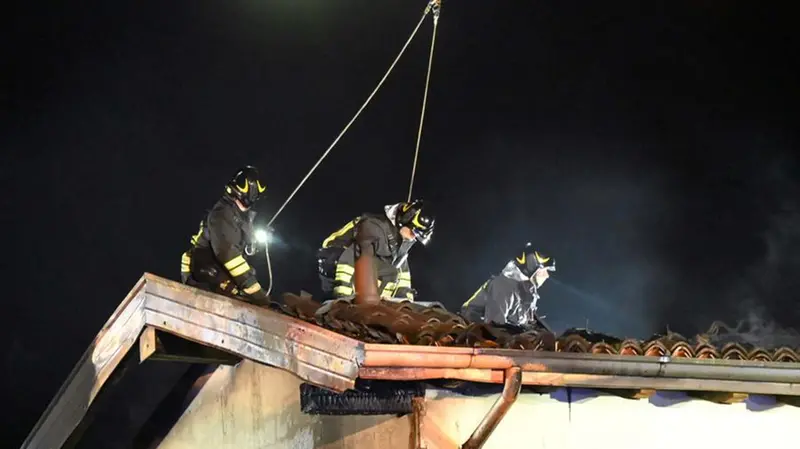 L'incendio alla cascina Cattafame di Ospitaletto