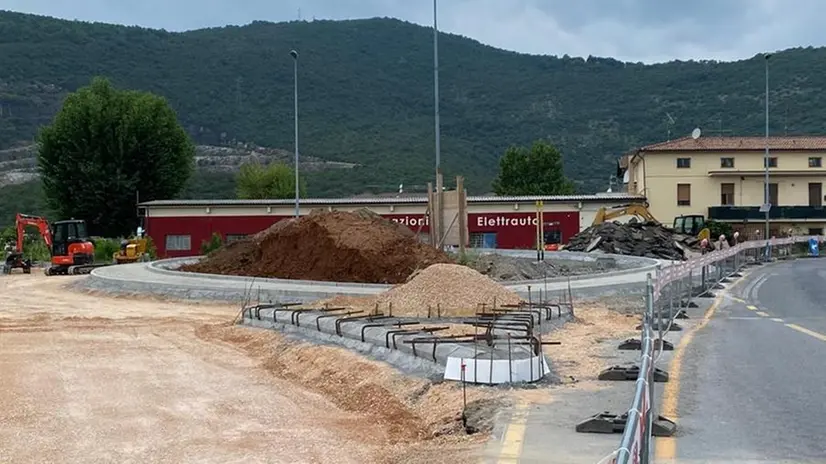 Il cantiere della rotatoria Scaiola, a Nuvolera