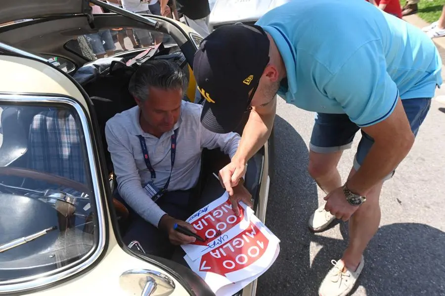 Mille Miglia 2023, il passaggio da piazzale Arnaldo