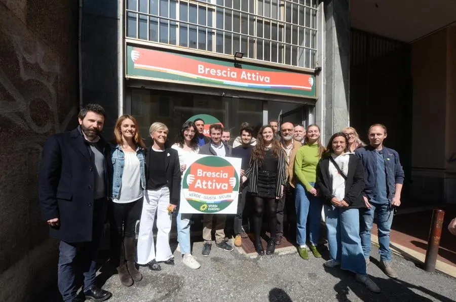 I 32 candidati di Brescia Attiva con Laura Castelletti