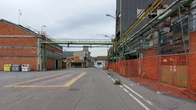 Il piazzale d'ingresso in via Nullo - Foto © www.giornaledibrescia.it