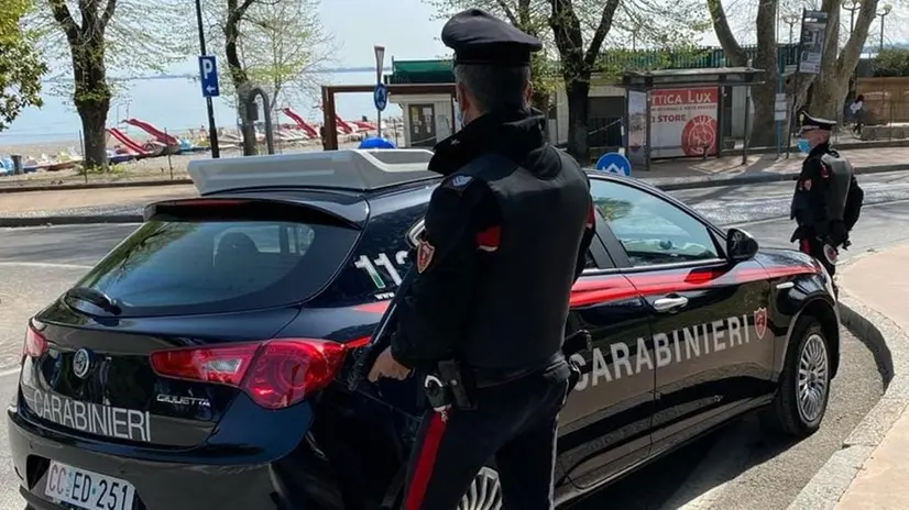 Carabinieri a Desenzano - Foto © www.giornaledibrescia.it