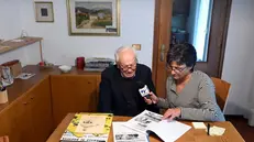 Giuseppe Tonino, 96 anni, intervistato da Nunzia Vallini - Gabriele Strada /Neg © www.giornaledibrescia.it