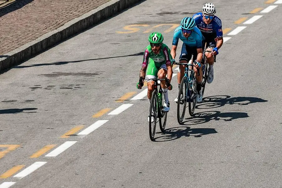 Il passaggio del Giro d'Italia a Salò