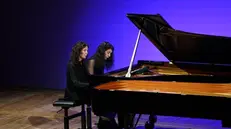 Le sorelle Katia e Marielle Labèque - Foto Facebook/Festival Pianistico Internazionale di Brescia e Bergamo