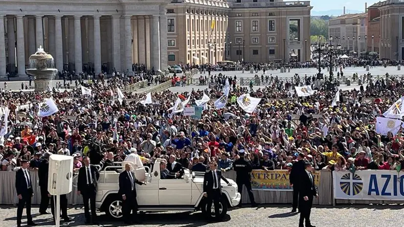 L'udienza con papa Francesco in piazza San Pietro