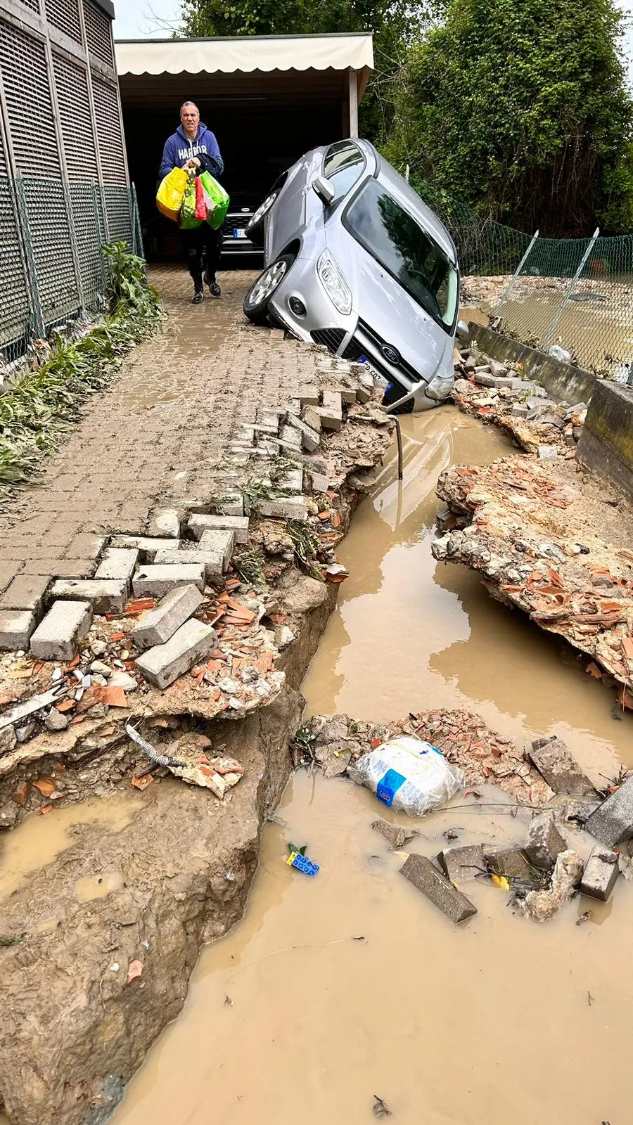 I tecnici esperti fluviali da Palazzolo e Calcinato all'opera in Emilia Romagna