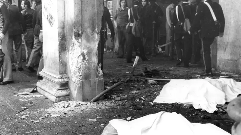 Una foto storica dell'esplosione della bomba in piazza Loggia -  Foto d'Archivio