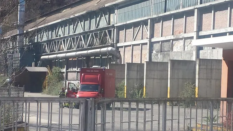 L'esterno della ex Selca - © www.giornaledibrescia.it