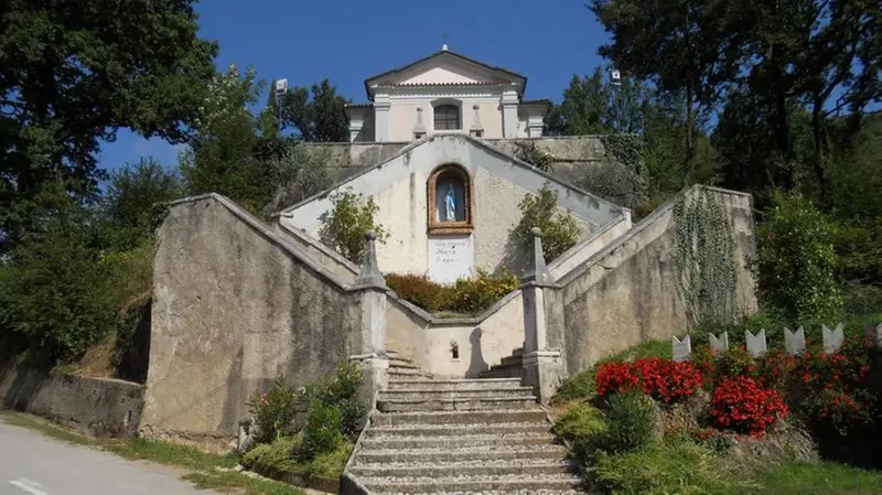 Il santuario della Madonna del Mangher - © www.giornaledibrescia.it