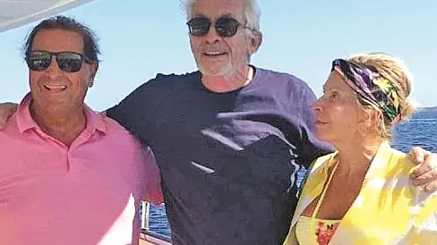 Mirella con il marito Roberto Corani e Jean-Louis David (al centro)