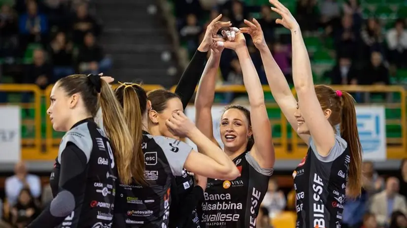 La gioia della ragazze della Banca Valsabbina Millenium Brescia di serie A2 femminile