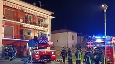 Incendio a Capriolo, l'intervento di vigili del fuoco e carabinieri
