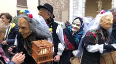 Le maschere del Carnevale di Bagolino e Livemmo in piazza del Foro