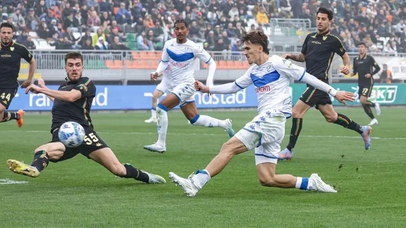 Venezia-Brescia: è scontro salvezza