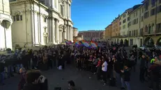 Il presidio antifascista in piazza Duomo