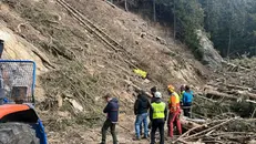 Soccorsi a Berzo Demo, dove le rocce hanno travolto tre operai