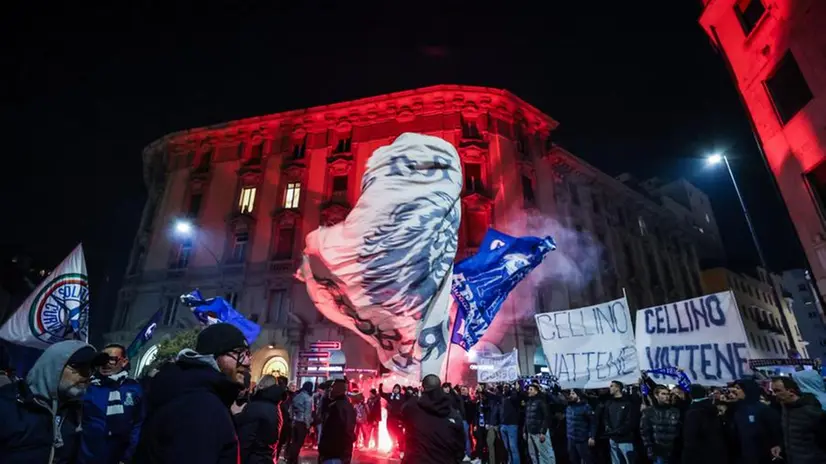Il corteo della Curva Nord contro la gestione del Brescia di Cellino