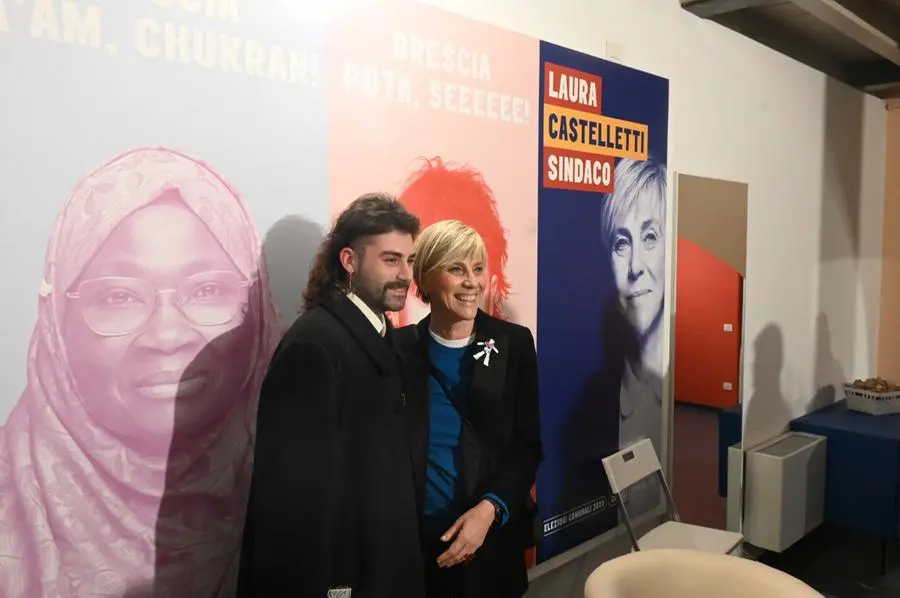 L'inaugurazione del comitato elettorale di Castelletti