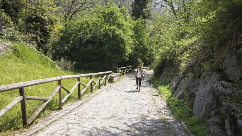 Alcuni scorci della Via delle Sorelle tra Brescia e Bergamo