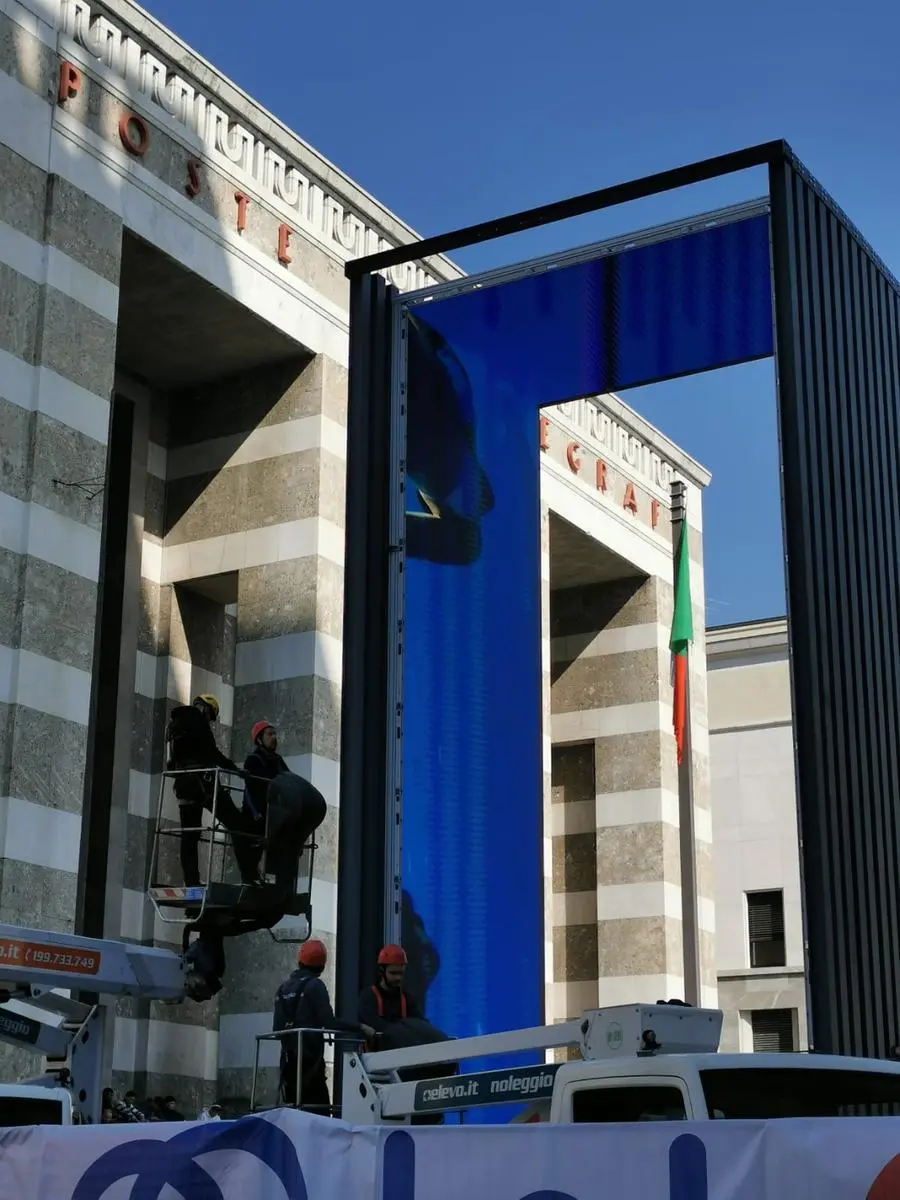 I lavori in piazza Vittoria sono ripresi poco dopo l'accaduto