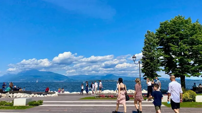 Il lago di Garda è sempre più attrattivo - © www.giornaledibrescia.it