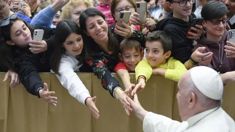 Papa Francesco è stato portato in ospedale