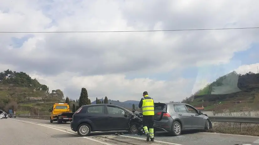 Gussago, schianto sulla Sp 19: tre feriti e code