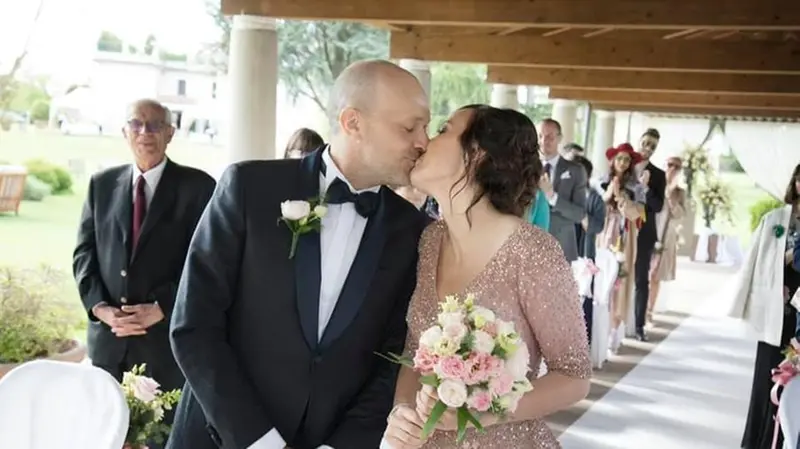 Si sono sposati il 28 aprile 2019 - Foto tratta da Facebook