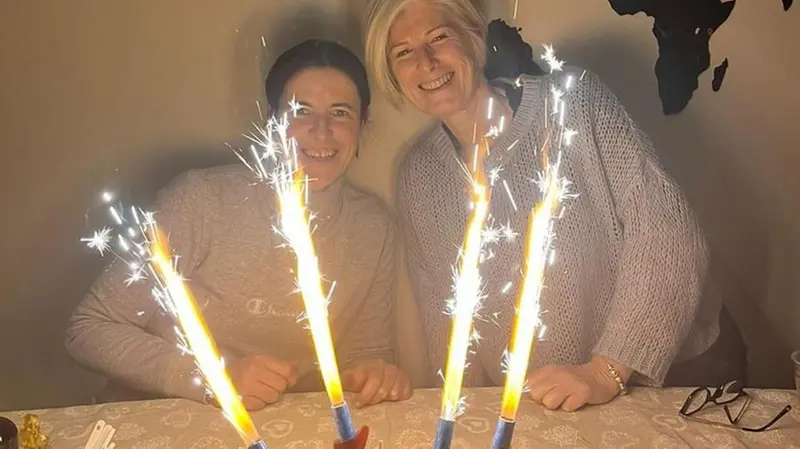 Il compleanno festeggiato con l'amica Sara Castellini © www.giornaledibrescia.it