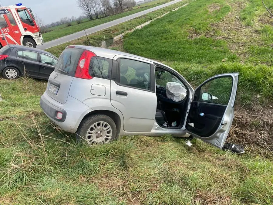 Le auto coinvolte nell'incidente tra Orzinuovi e Coniolo