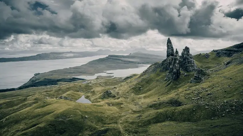 Un suggestivo paesaggio scozzese  - Foto da Unsplash