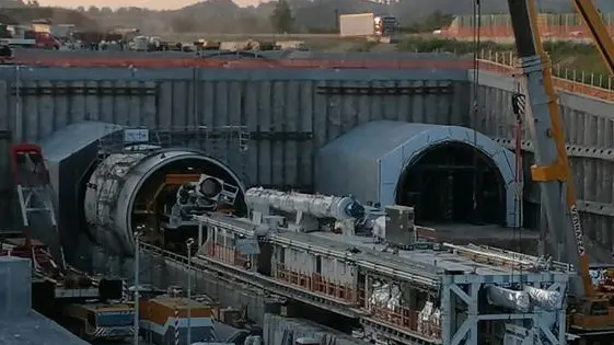 I lavori della Tav a fianco dell’autostrada - Foto © www.giornaledibrescia.it