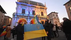 La manifestazione a sostegno dell'Ucraina in piazza Loggia a febbraio 2022