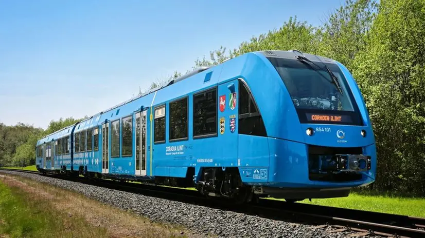 Un treno a idrogeno come quelli previsti in Valcamonica - © www.giornaledibrescia.it