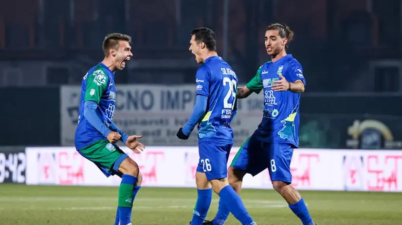 FeralpiSalò, battuto anche l'Arzignano: in testa alla classifica