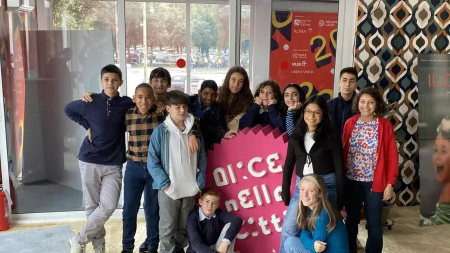Bambini in Cerchio, alcune immagini del film di Sophie Chiarello
