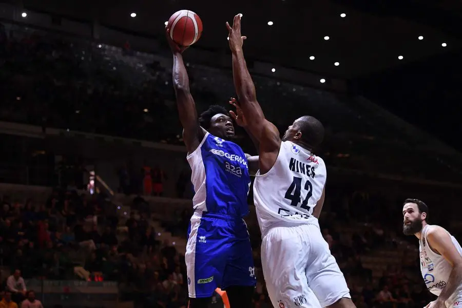 Germani-Olimpia Milano a Torino